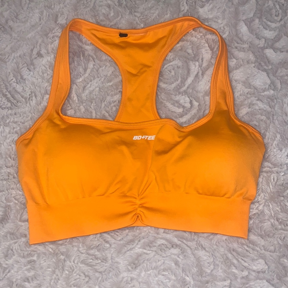 BO+TEE SPORT BRA SIZE MEDIUM.